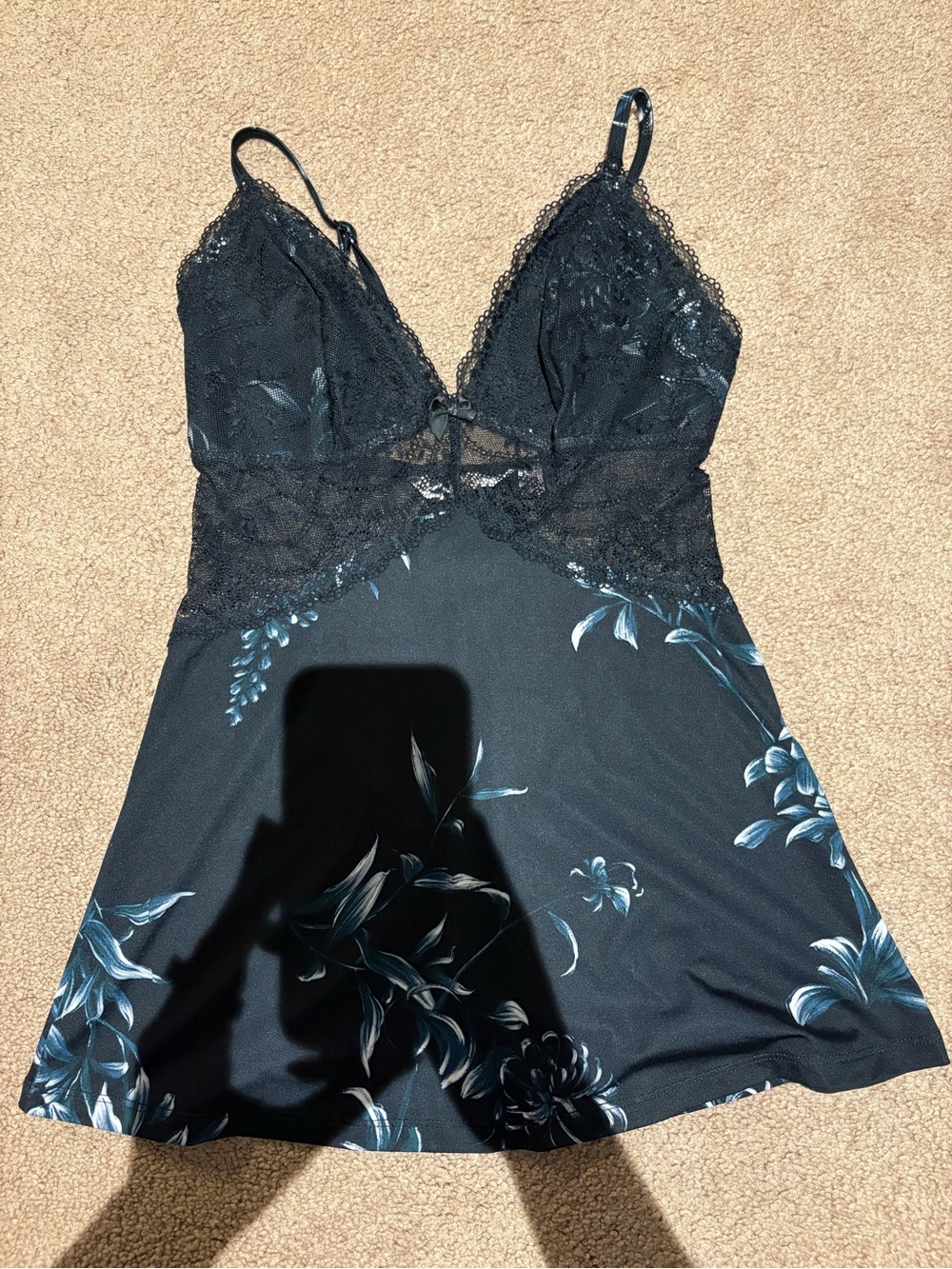 La vie en rose Black Floral Lace tank top size xs